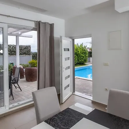 Apartment Andelka