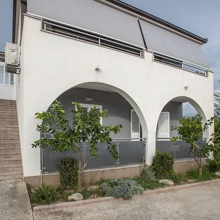 Apartment Andelka