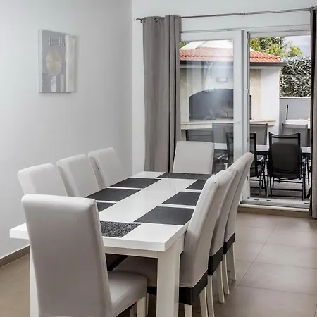 Andelka Apartment